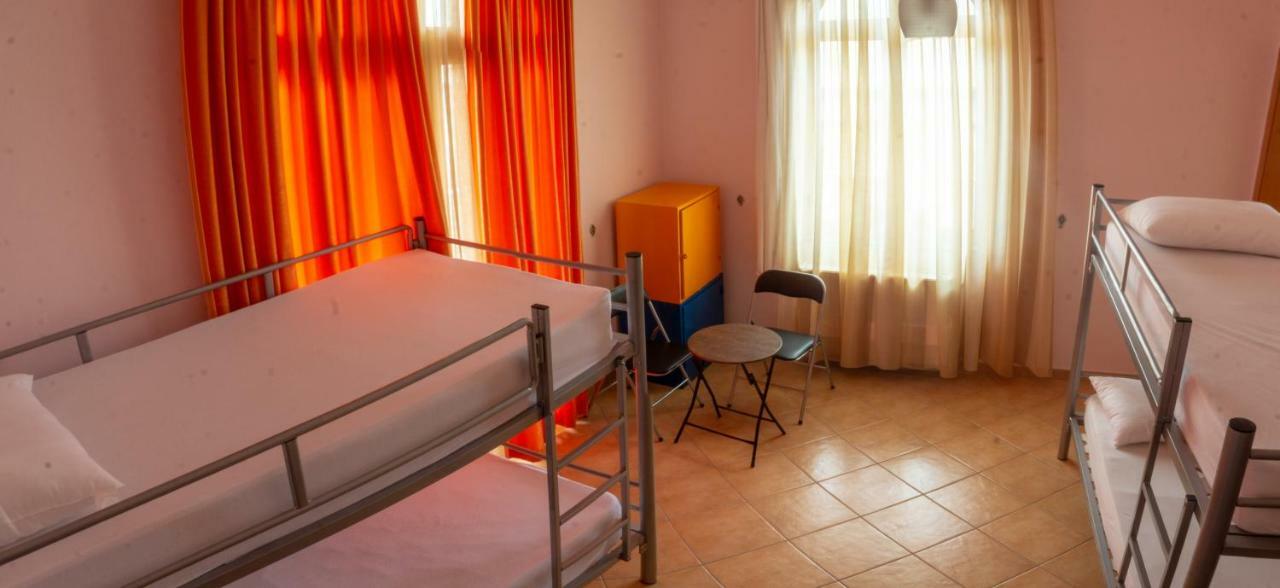 Luckyshine Hostel Vlorë Εξωτερικό φωτογραφία